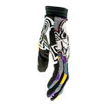 The Dizzy L//E Limited Edition thin lightweight glove has the Illusive skull surrounded with multicolor dizzy spirals on the tops. Black breathable finger webbing and finished off with black pipping. Black palm w/ reverse Illusive skull silicone logo in white to keep that grip on whatever you be holding.