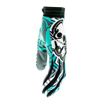 The Maze glove has the classic Illusive skull badge placed over top of the Tiffany blue splattered over top of the gray and white Maze pattern. Black finger webbing and finished off with black pipping. Gray palm w/ Illusive skull silicone logo in teal to keep that grip on whatever you be holding. 